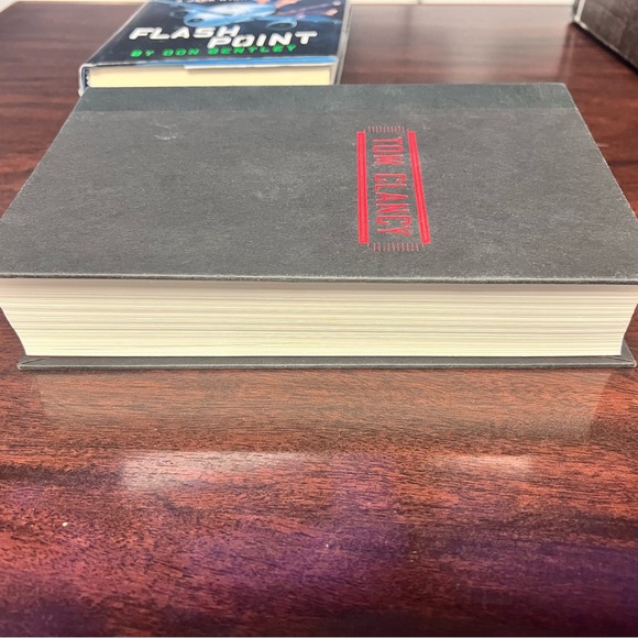 Red Rabbit by Tom Clancy - Flash Point Book - Picture 4 of 11